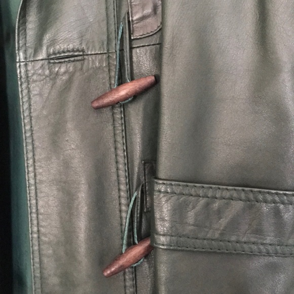 Coat - Picture 2 of 6